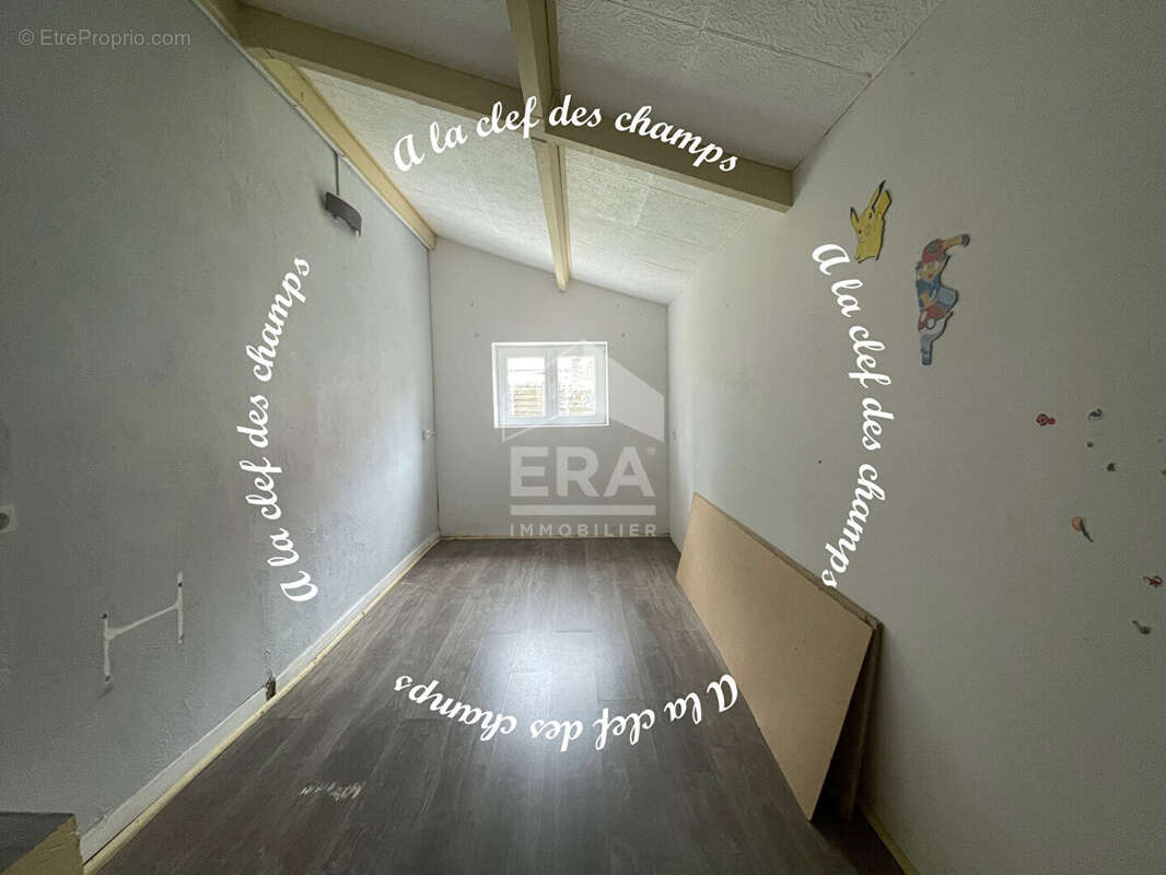 Maison à BURES-SUR-YVETTE