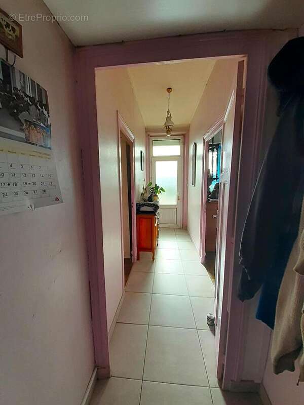   - Maison à THOUARS