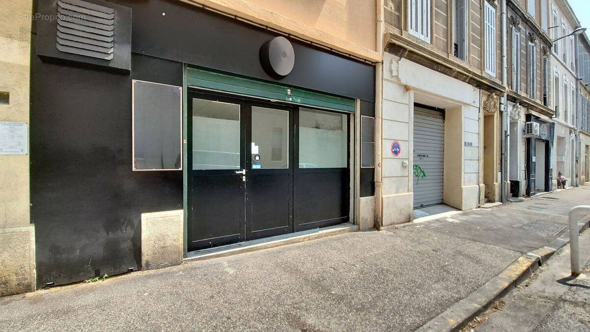 Commerce à MARSEILLE-5E