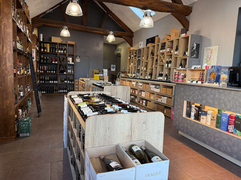 Commerce à BOURGTHEROULDE-INFREVILLE