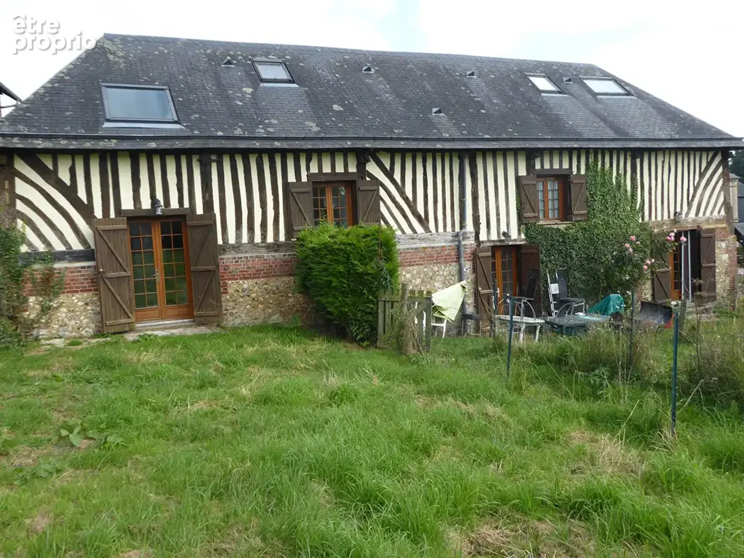 Photo Appartement à Pont-L'eveque au prix de 315 000€