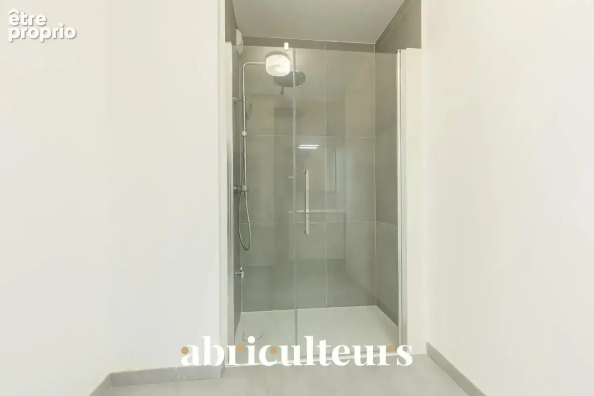 ROUSSET – T3 récent 63 m² avec terrasse, box et DPE A - photo 11