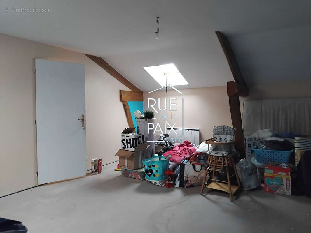 Maison à NUEIL-SOUS-FAYE