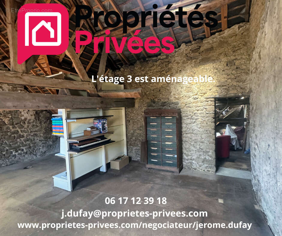 Maison à LASSAY-LES-CHATEAUX