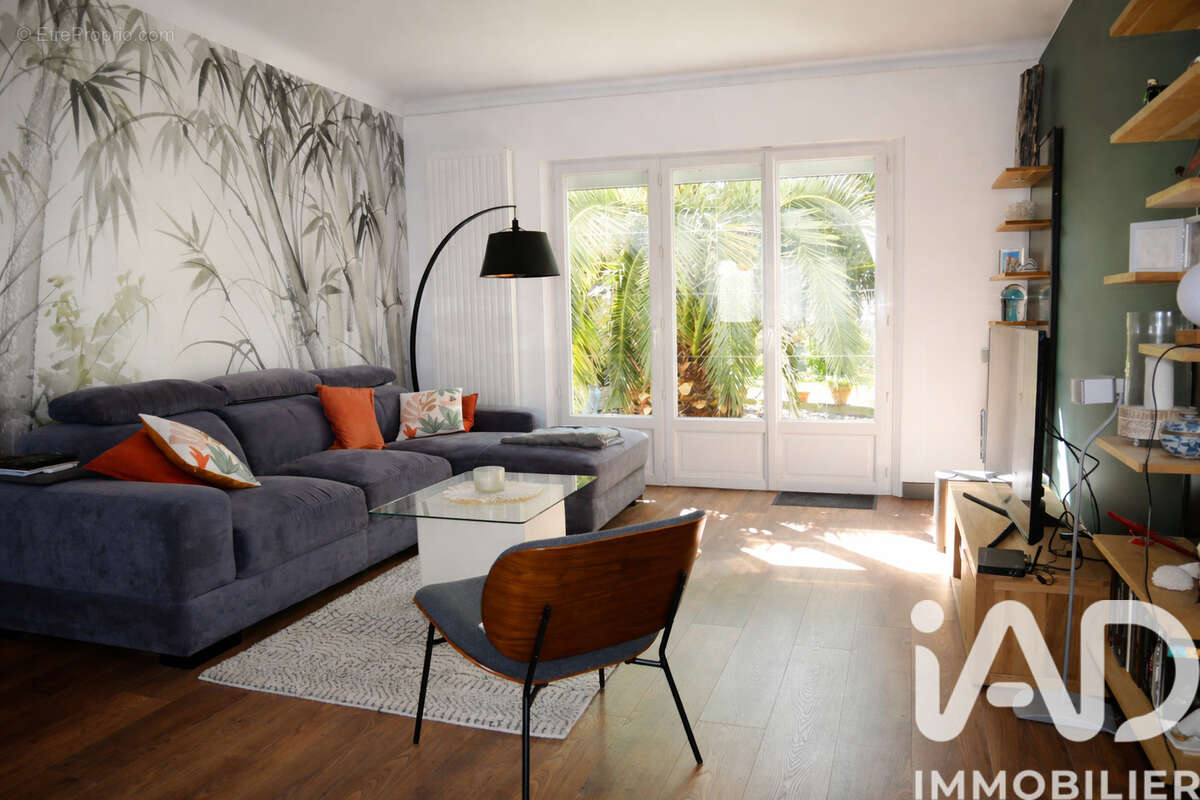 Photo 2 - Maison à ROCHEFORT