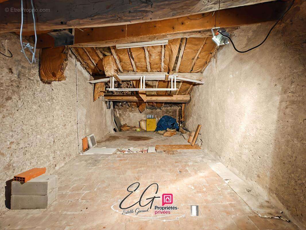 Maison à CAUNES-MINERVOIS