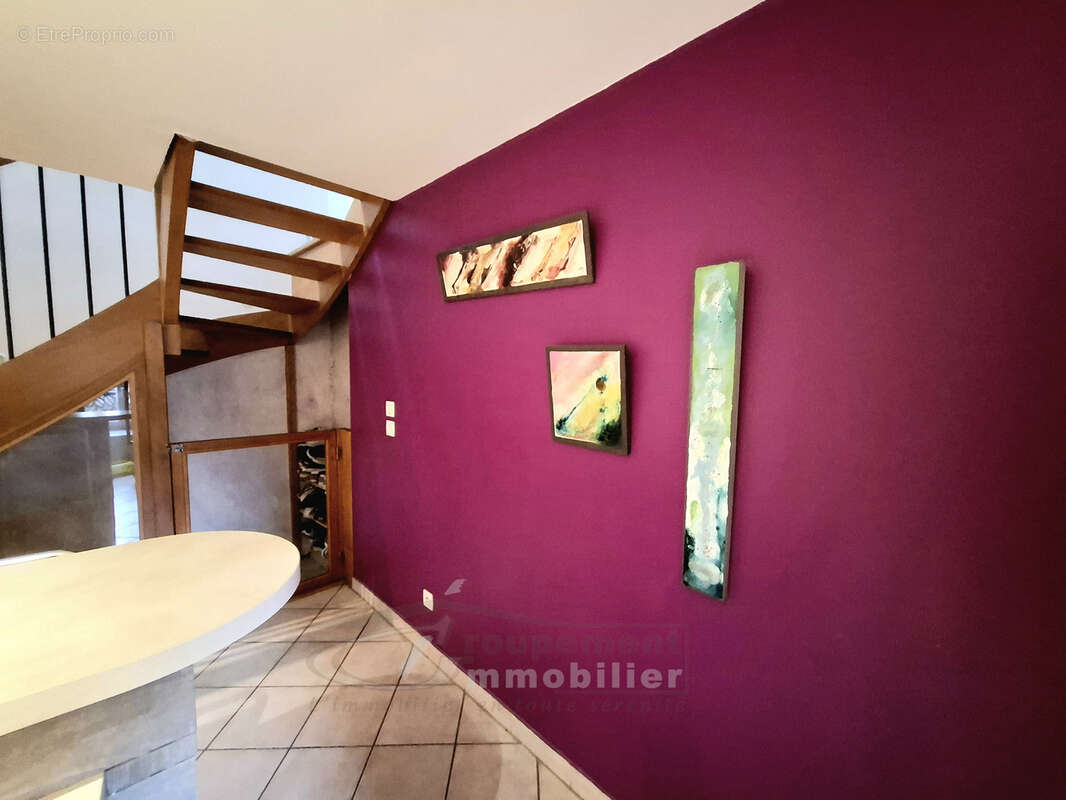 Maison à CHARMES-SUR-L'HERBASSE