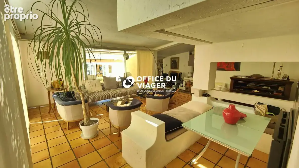 Maison - 6 pièces - 180 m² - photo 5