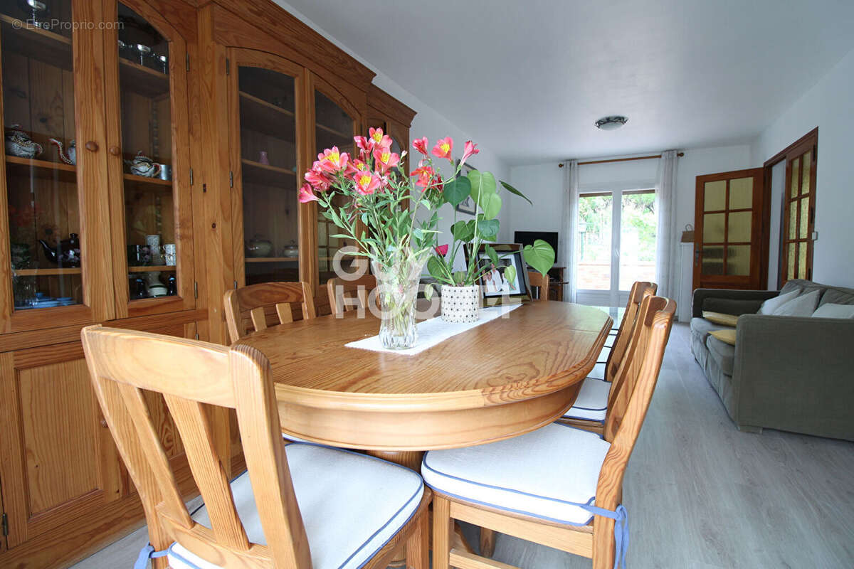 Maison à BRIE-COMTE-ROBERT