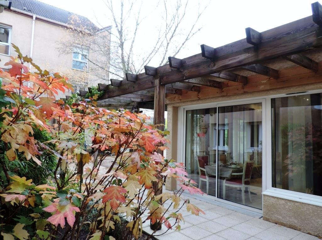 Appartement à CHATENOY-LE-ROYAL