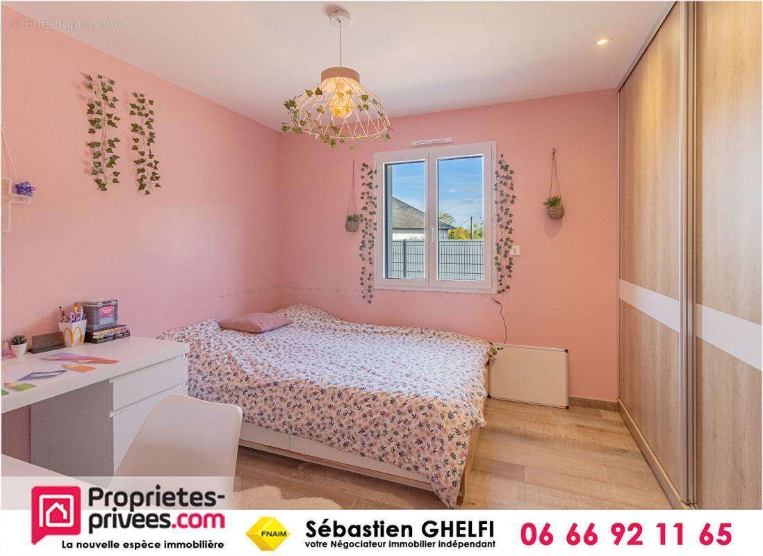 Maison à COUR-CHEVERNY