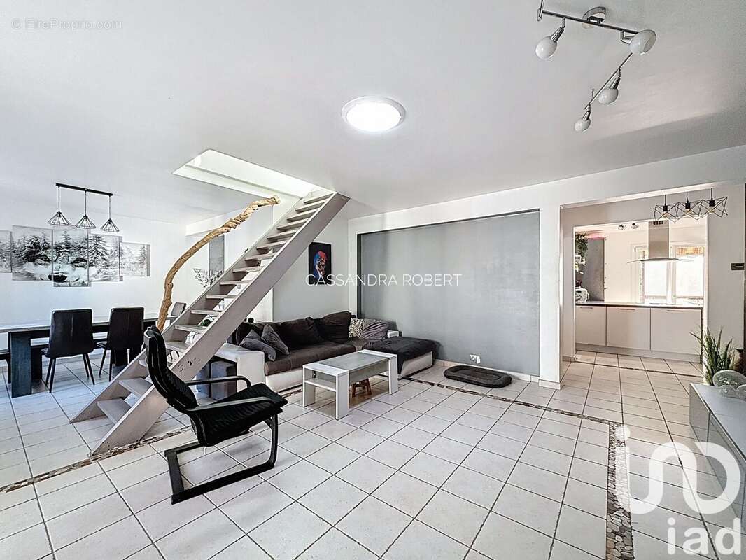 Photo 4 - Appartement à OLLIOULES