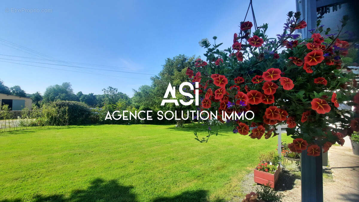 Maison à SAINTE-SUZANNE