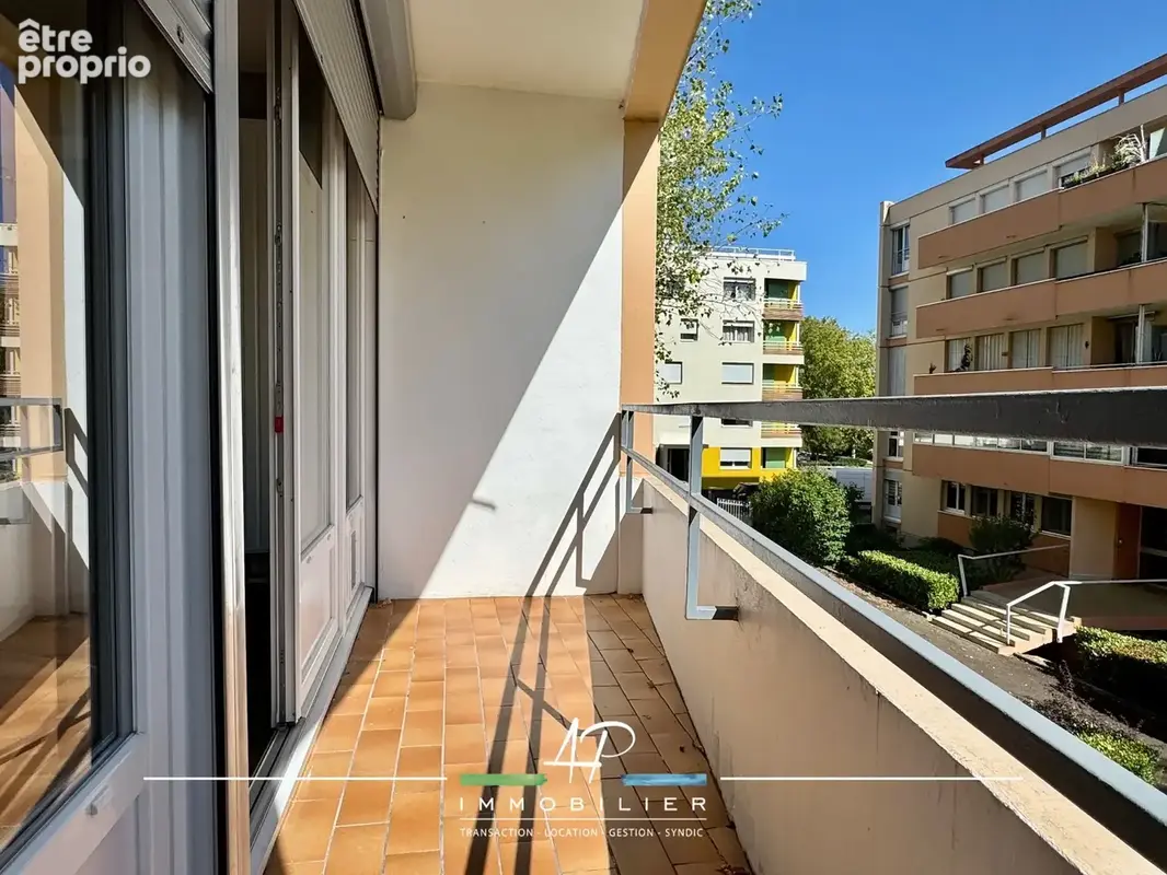 Appartement à CHENOVE