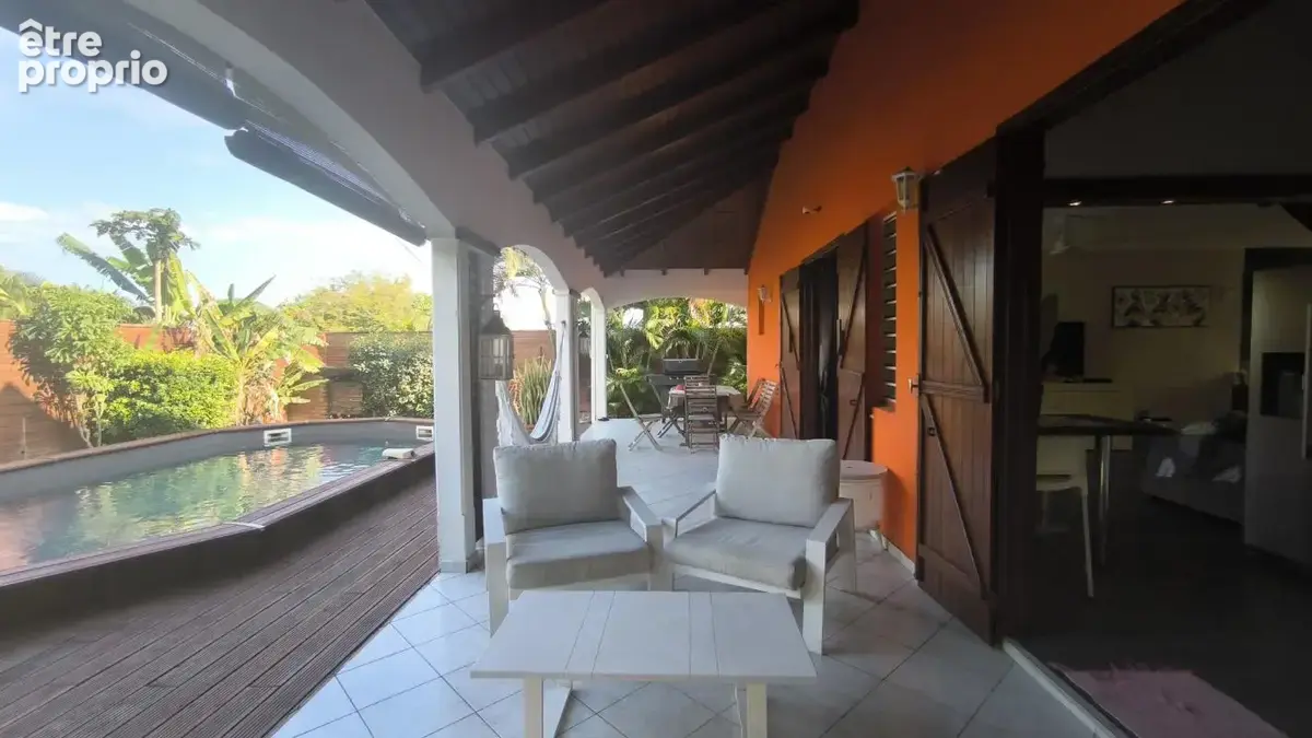 Maison 5 pièces 104 m² à vendre à Saint-Francois (97118) - photo 5