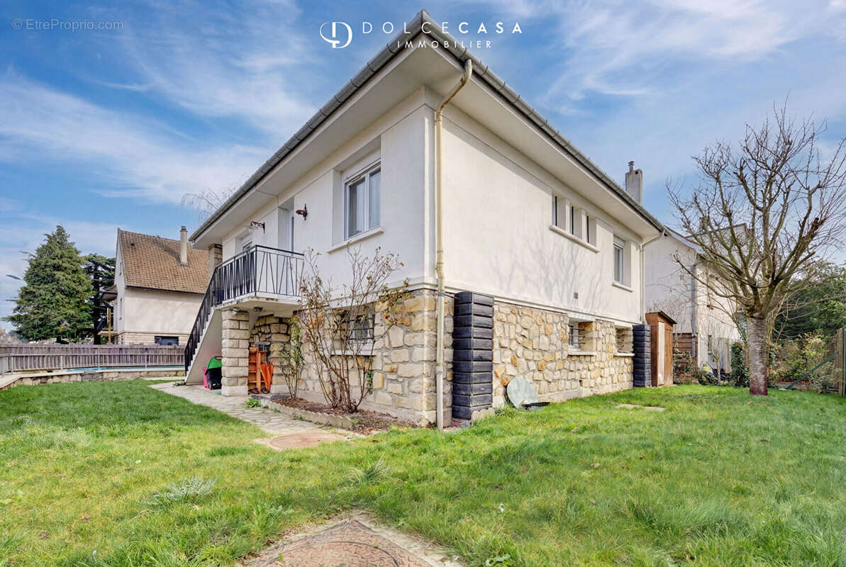 Maison à BRY-SUR-MARNE