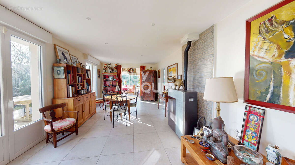 Maison à JULLOUVILLE