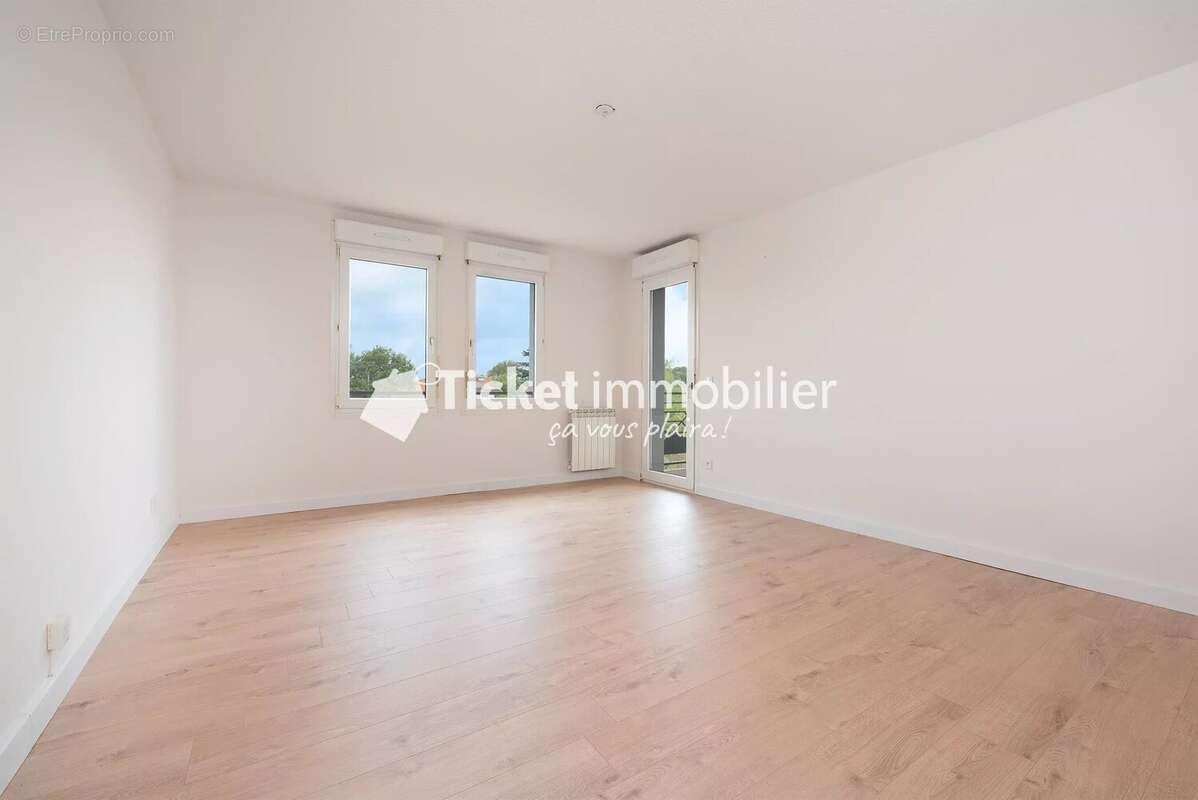 Appartement à AUCAMVILLE