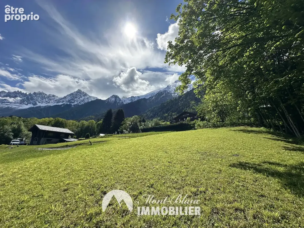 Terrain à bâtir de 770 m² – Centre des Houches - photo 2