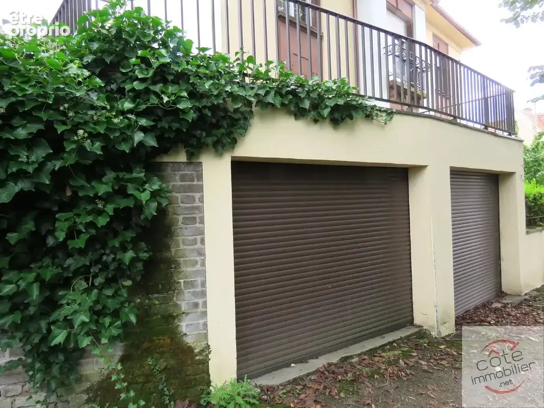 Appartement bourgeois -  1er etage - beaux volumes - photo 9