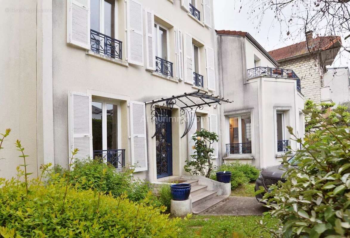 Maison à NOGENT-SUR-MARNE