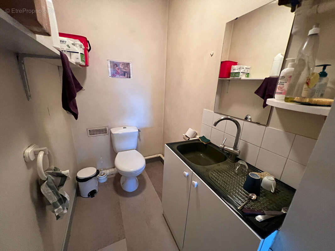 Commerce à SARLAT-LA-CANEDA