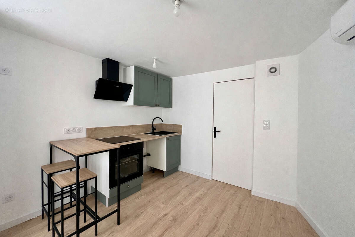 Appartement à THEZAN-LES-BEZIERS