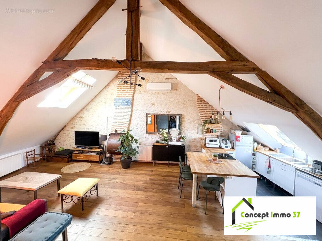 Appartement à MONTS