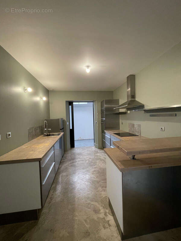 Maison à SAINTE-SAVINE