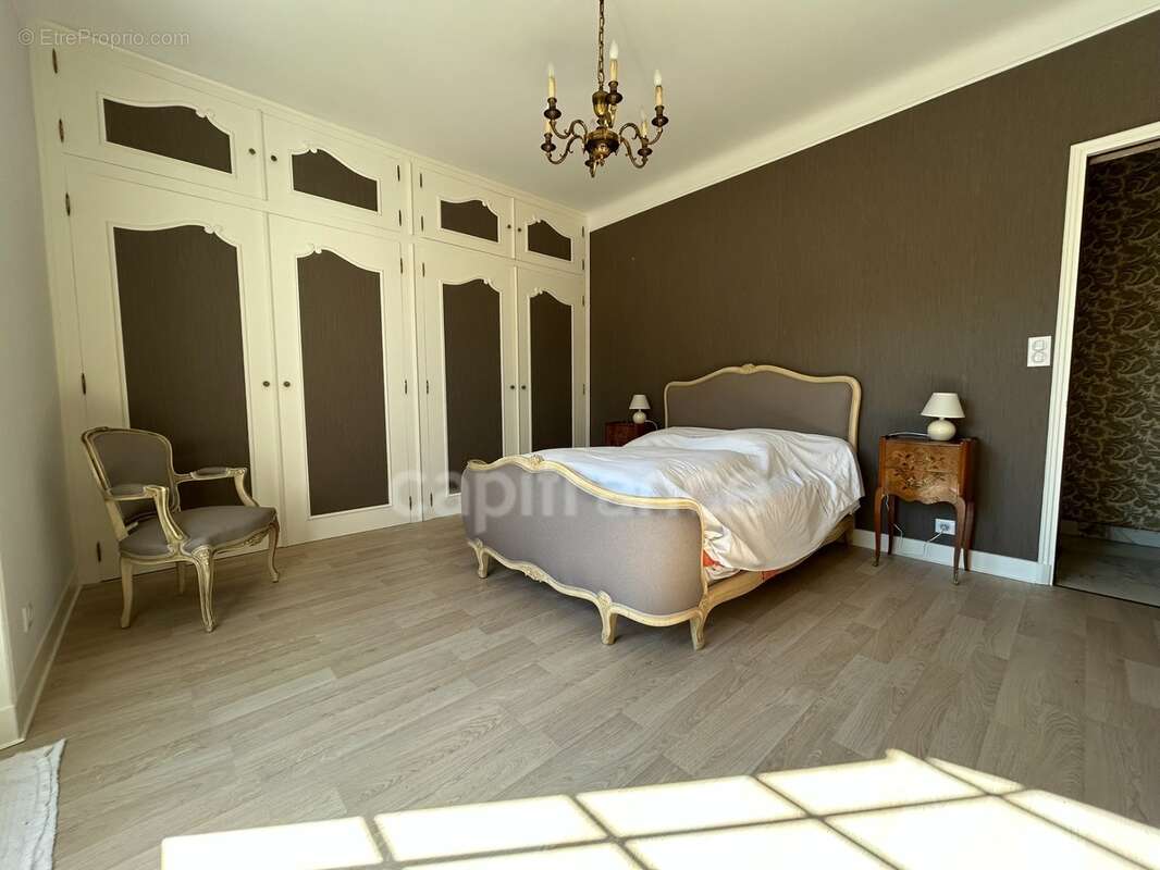 Maison à vendre 7 pièces THIVIERS (24)252m² sur plus de 5000m² de terrain - photo 8