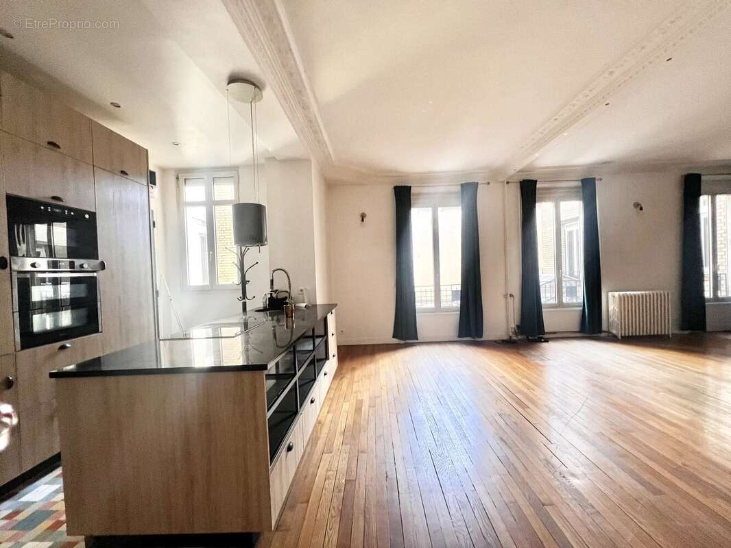Appartement à ASNIERES-SUR-SEINE