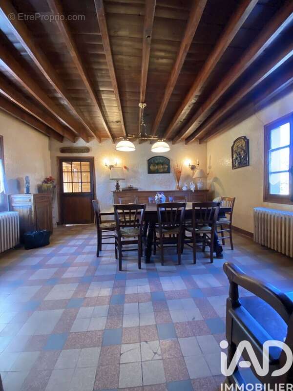 Maison 155 m² à Warloy-Baillon  - photo 3