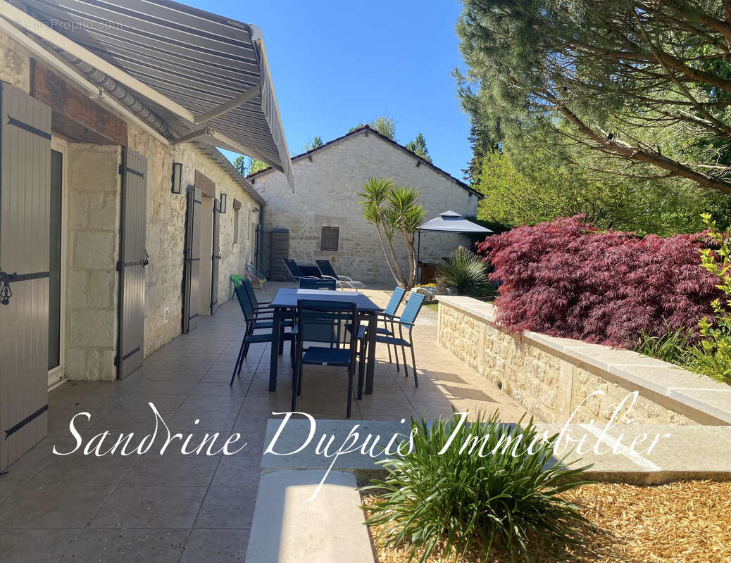 Maison à CHERMIGNAC