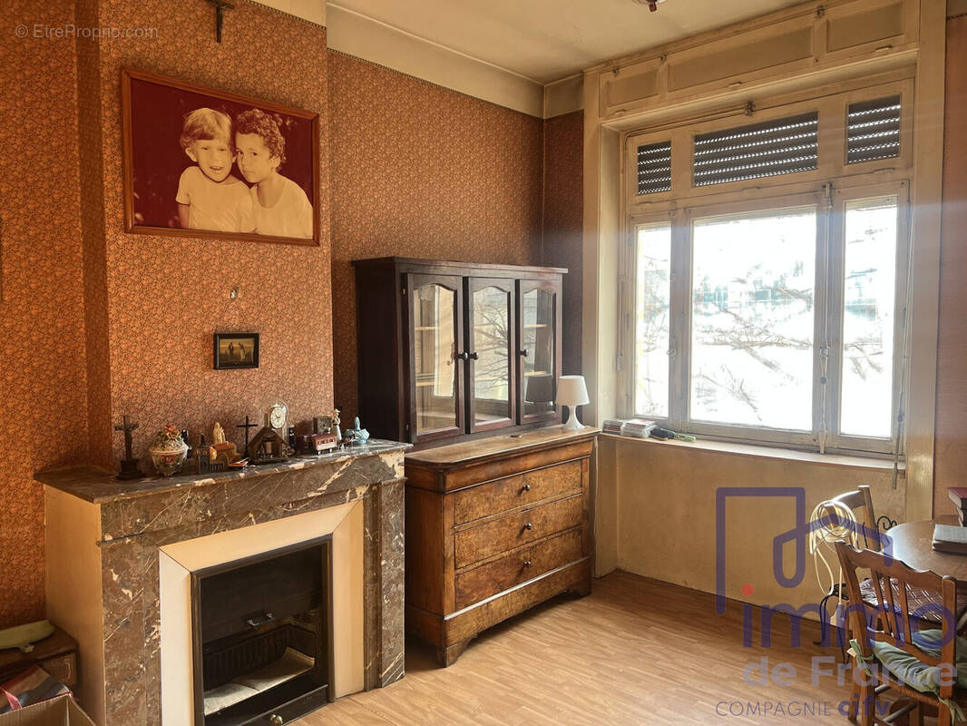 Appartement à SAINT-ETIENNE