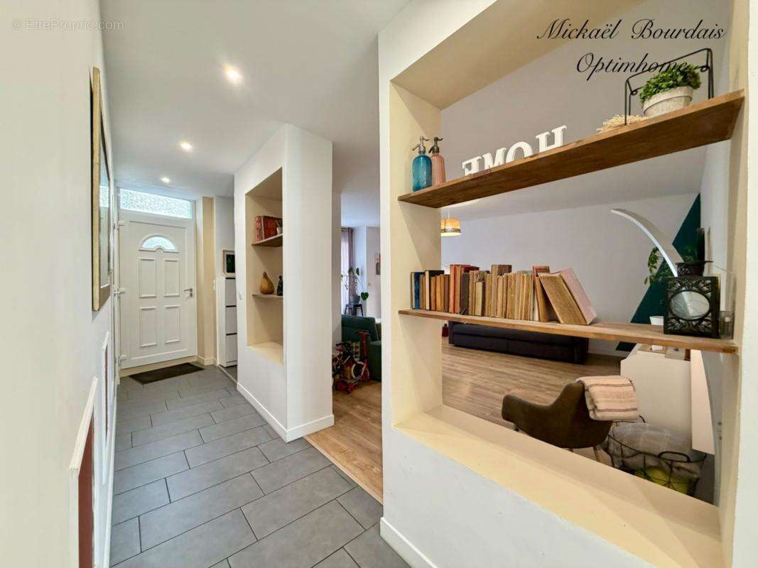 Maison familiale 158 m² + 50 m² aménageables - 4 chambres - Centre Le Lude - photo 15