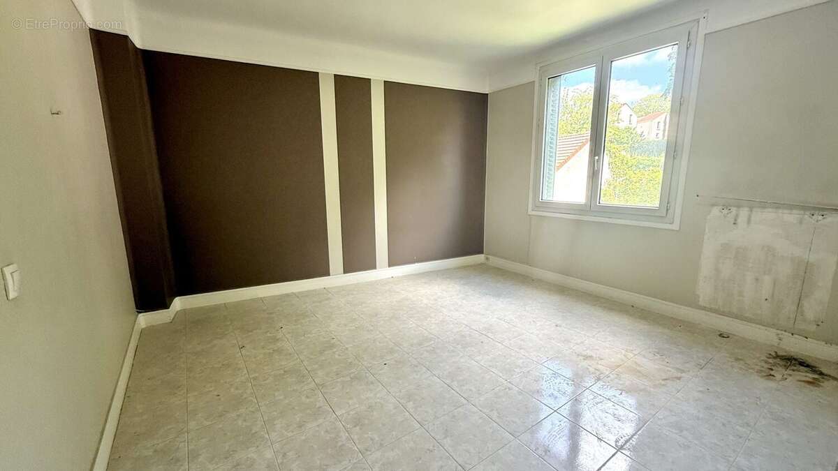 Maison à MEZY-SUR-SEINE