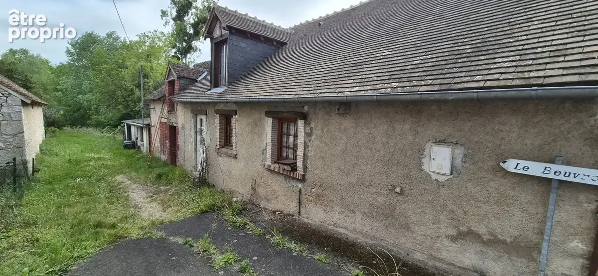 Maison à CANDE-SUR-BEUVRON
