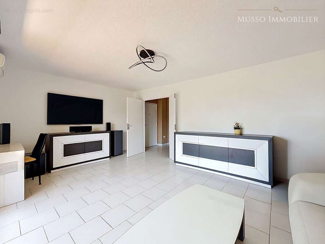 Appartement à MARSEILLE-11E