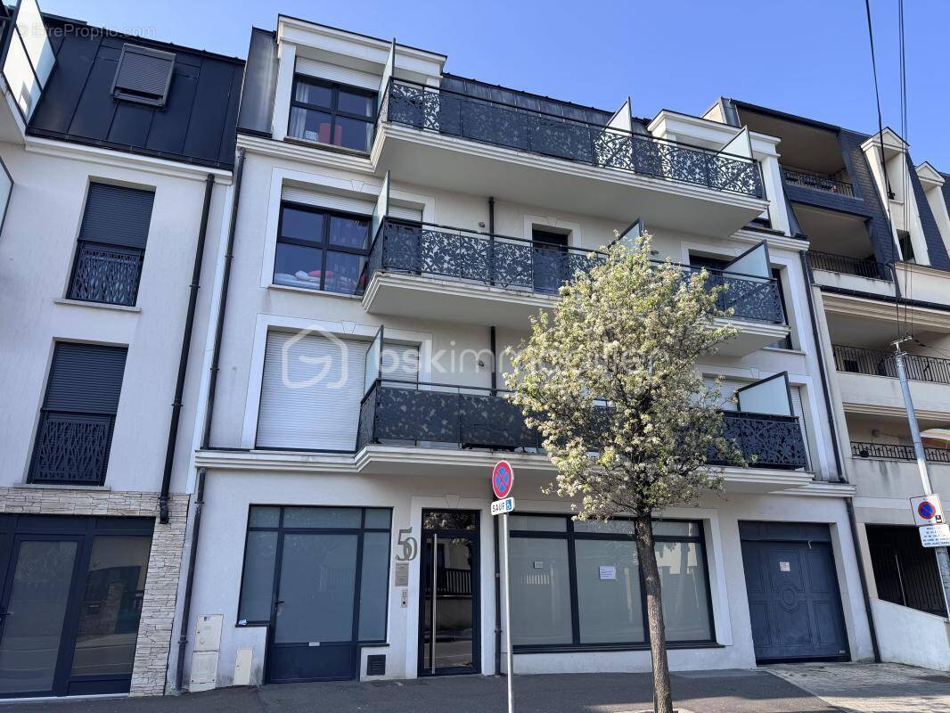 Appartement à PONTAULT-COMBAULT