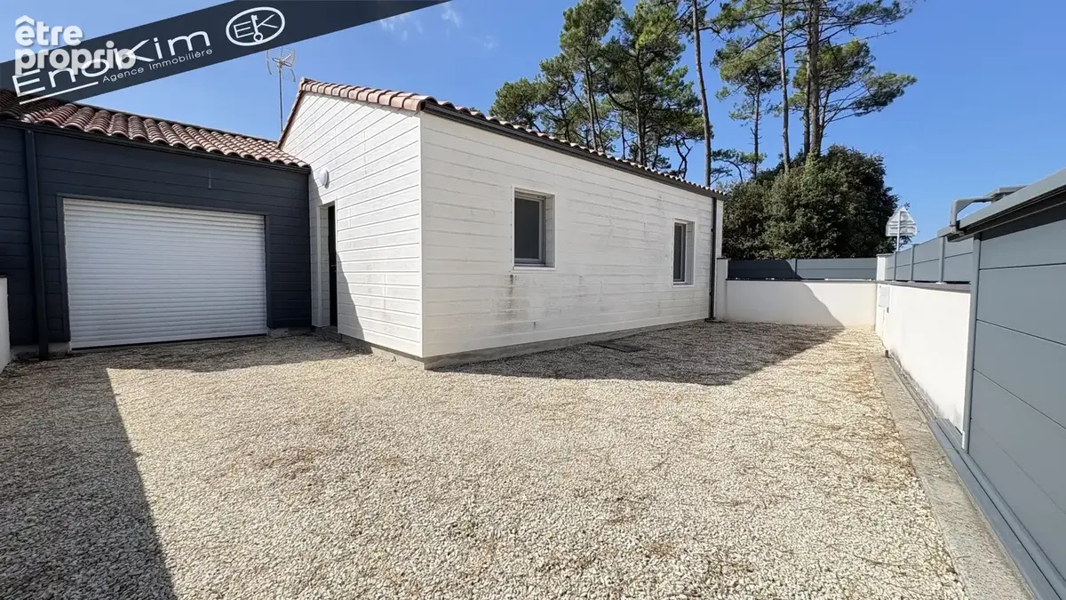Maison récente à Jard sur mer de 64m2 avec un grand garage de 28m2 sur une parcelle de 307m2 - photo 9