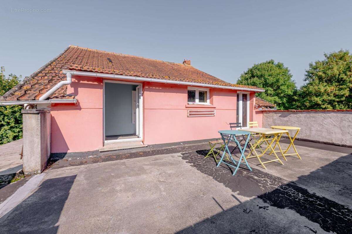 Maison à SOISY-SUR-SEINE