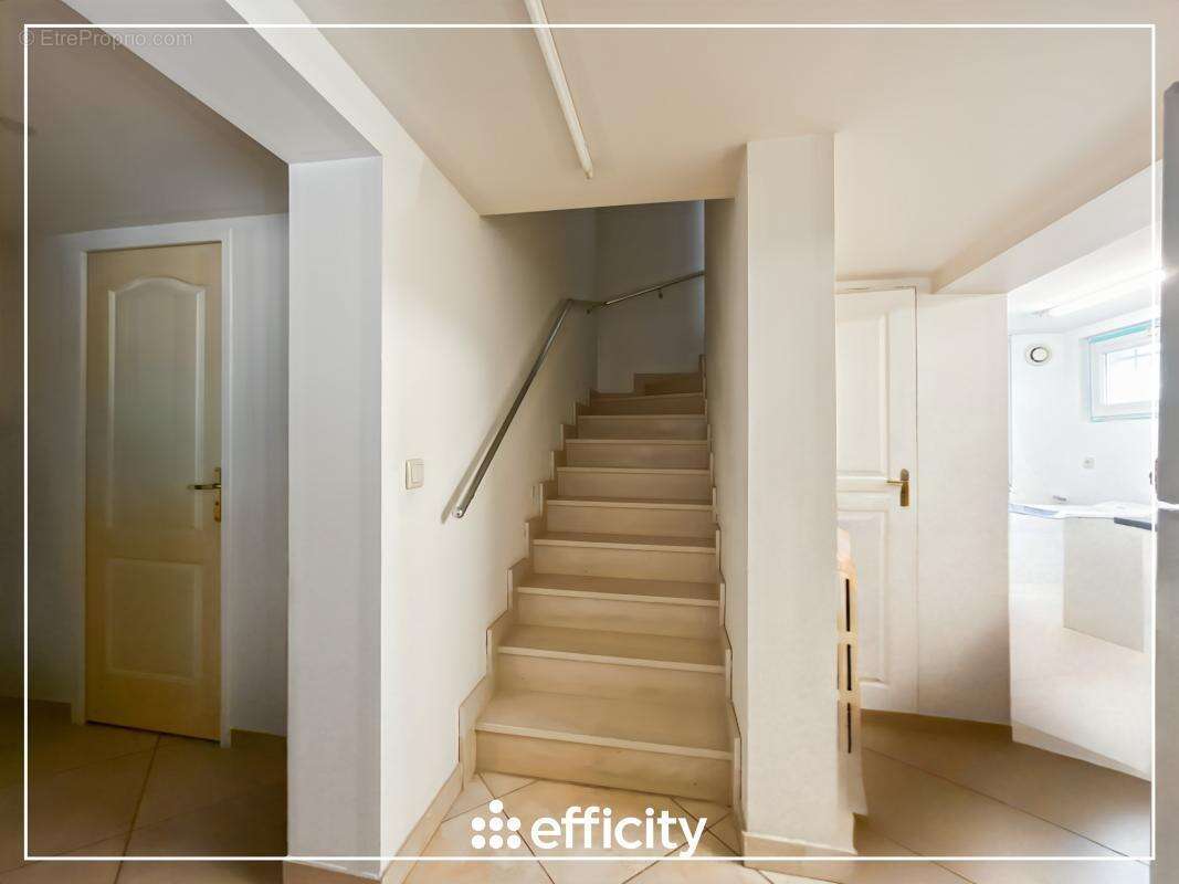 Maison à CHAMPIGNY-SUR-MARNE