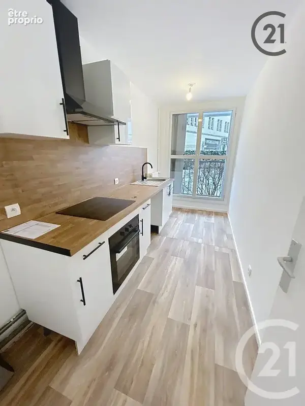 Appartement 5 pièces 108 m² à vendre à Chalons-En-Champagne (51000) - photo 8
