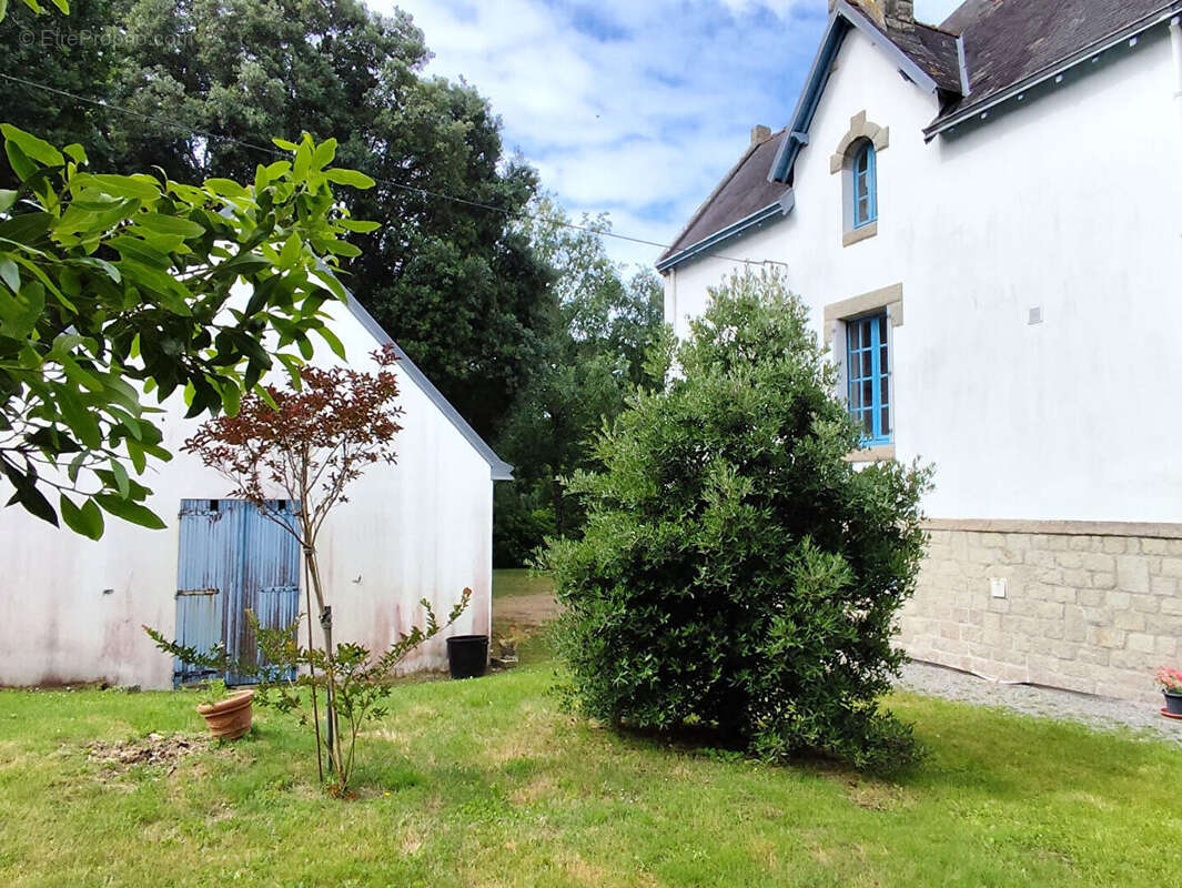 Maison à COMBRIT