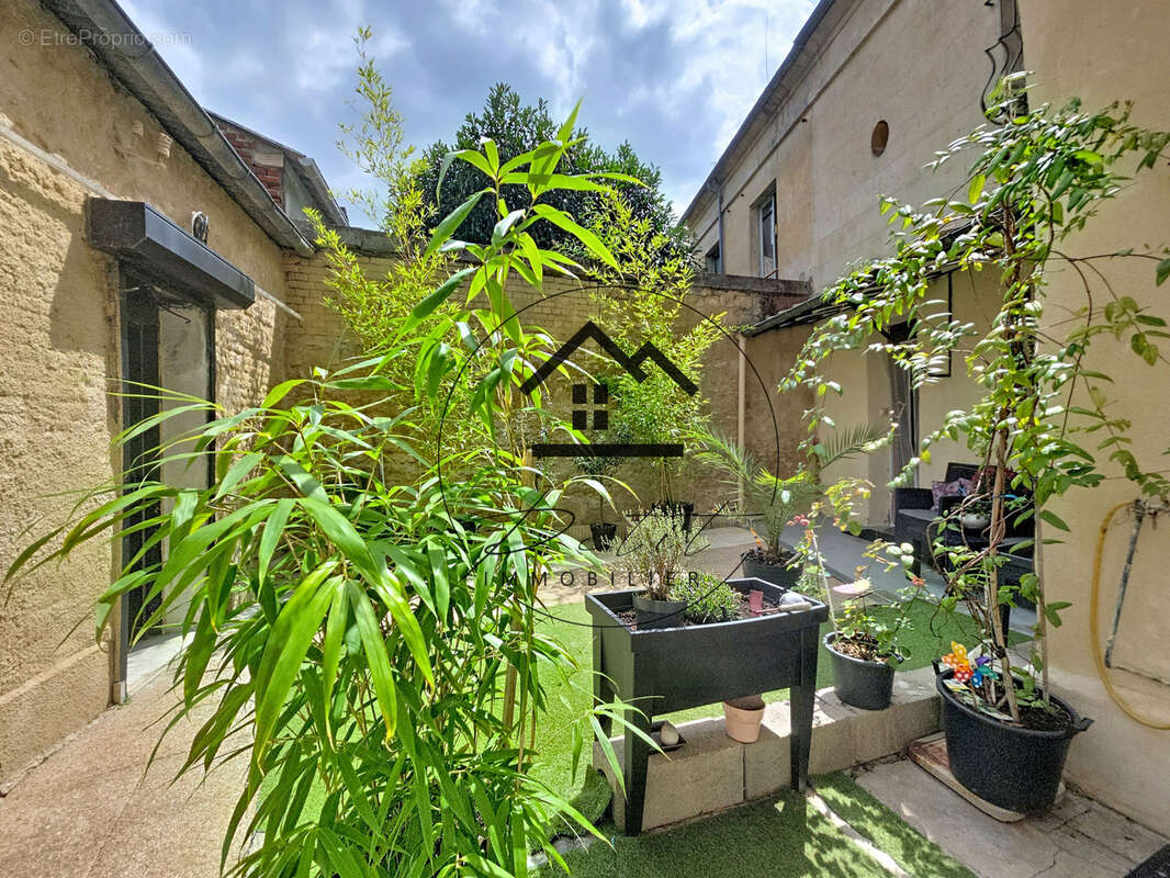 Appartement avec cour privative, parking et cave - photo 12