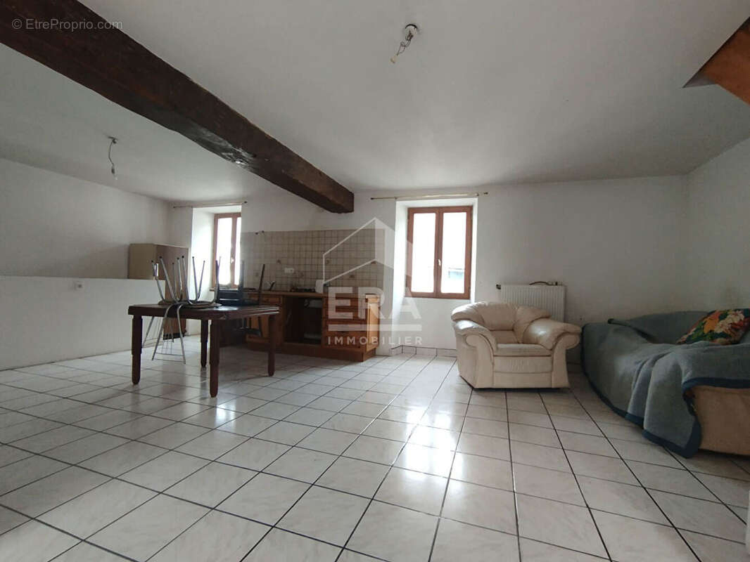 Maison à POUZAY