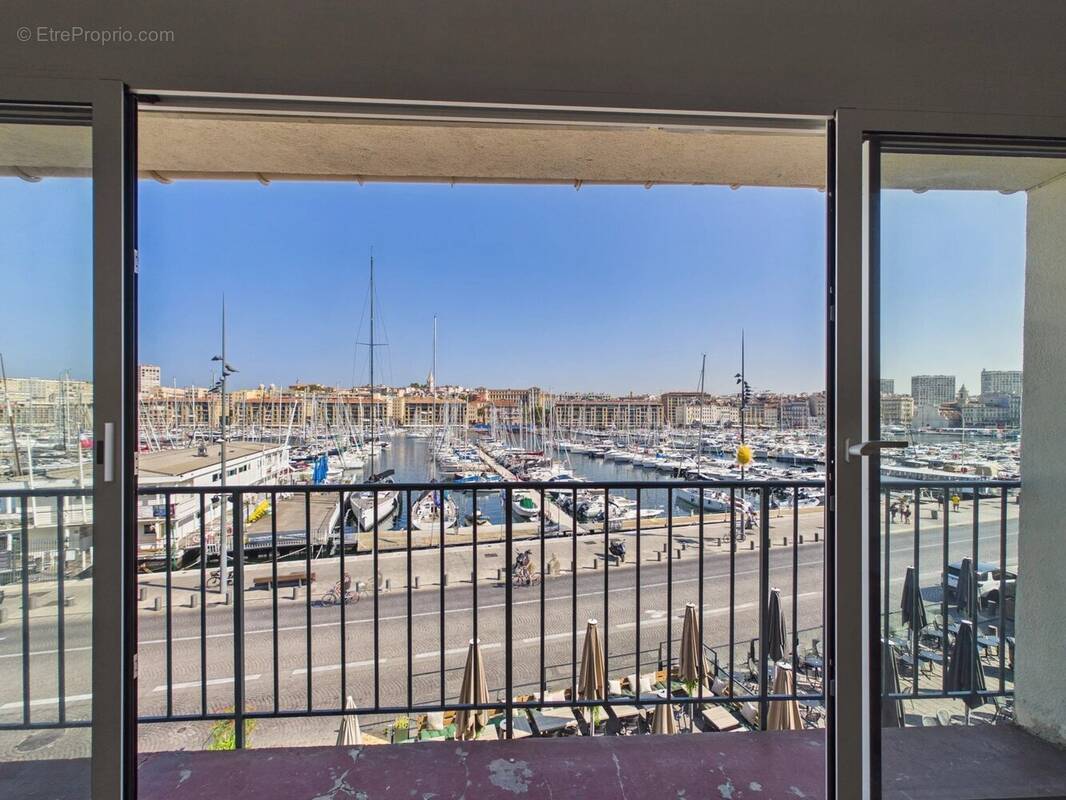 Appartement à MARSEILLE-7E
