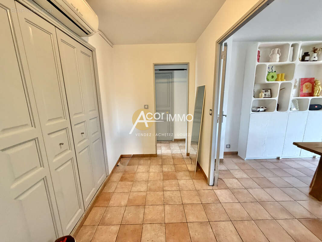 Appartement à LA GARDE