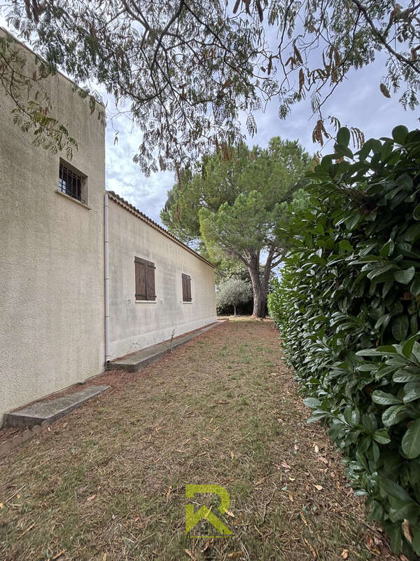Florensac villa familiale  5 chambres - photo 11