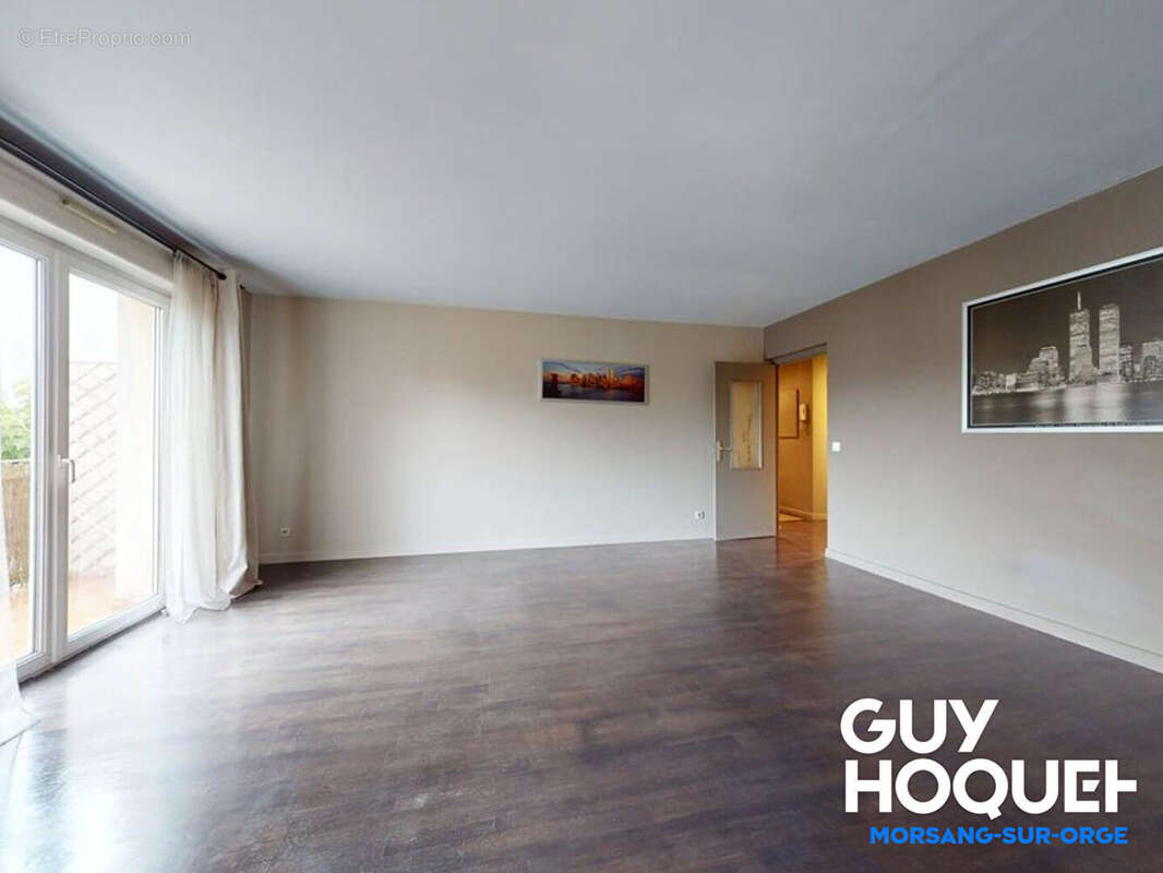Appartement à SAVIGNY-SUR-ORGE